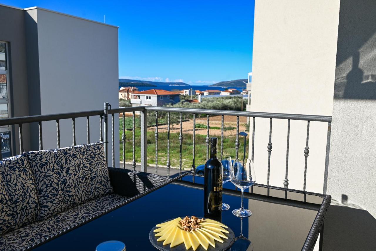 Apartment Marko Trogir Exterior photo