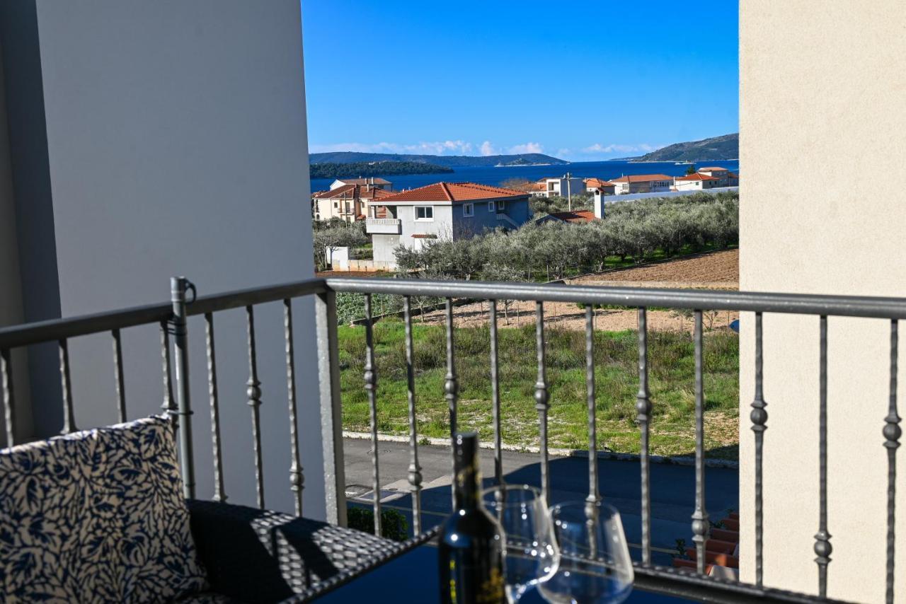 Apartment Marko Trogir Exterior photo